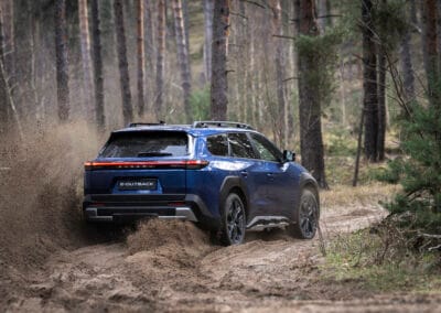 E Outback Blu offroad Image 023