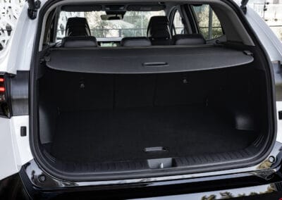 kia new sportage baseline my26 deluxe white interior digital 1920x1080 007