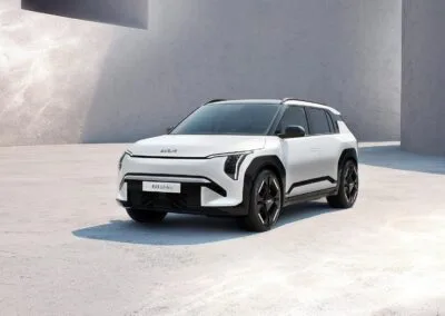 KHQ EV3 GTL MY25 ProductCut Exterior 34Front Clean