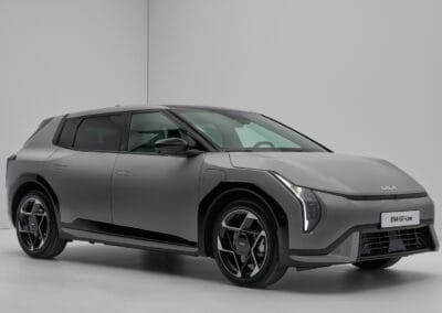 kia ev4 hatchback gtl wolf grey studio ext static digital 1920x1080 001