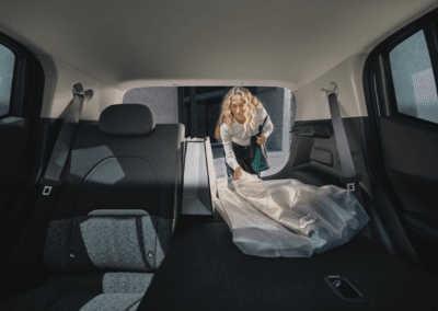 EV2 BL MY27 INT Trunk with Talent