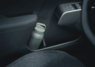 EV2 BL MY27 PD Door Storage CMYK